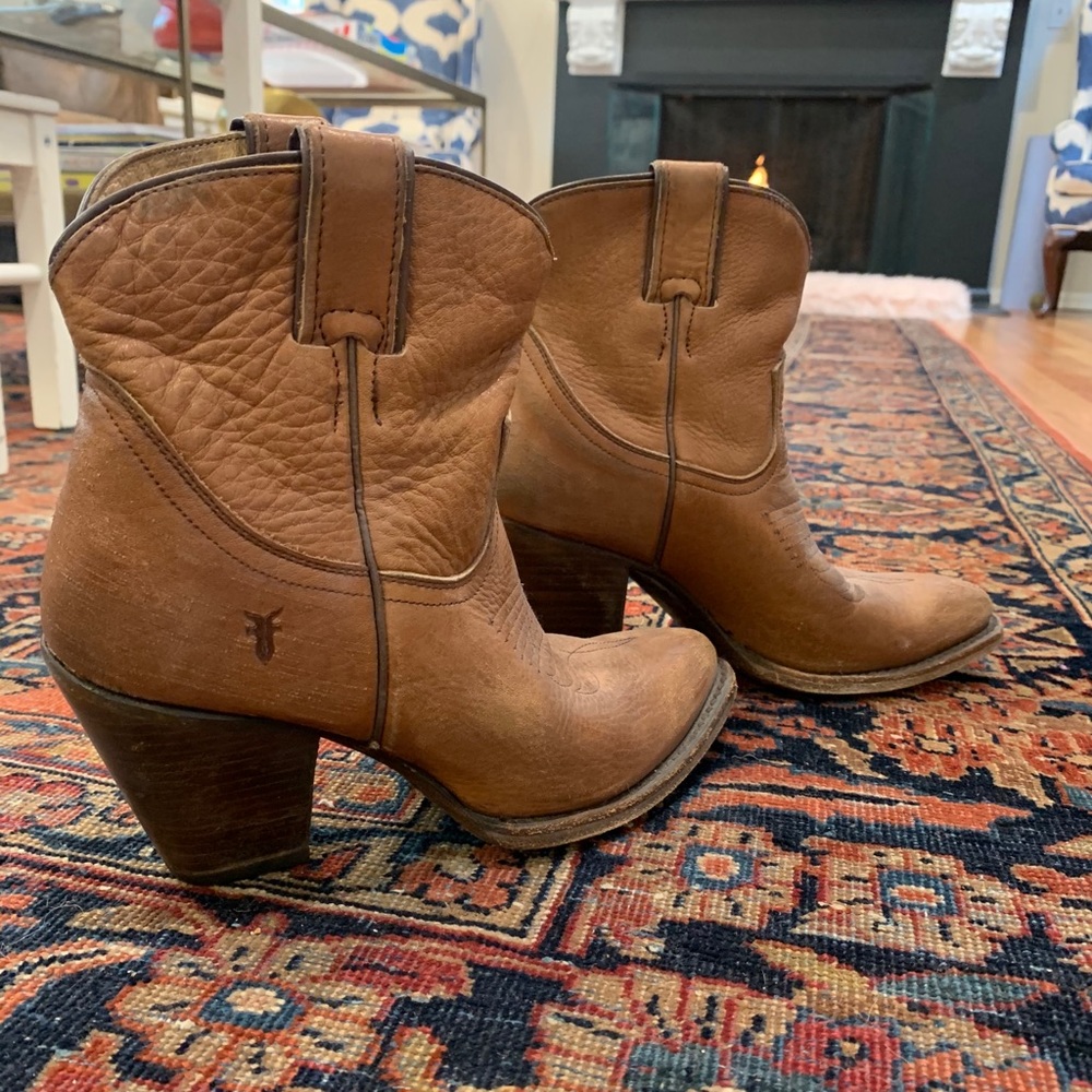 FRYE Ankle Boots